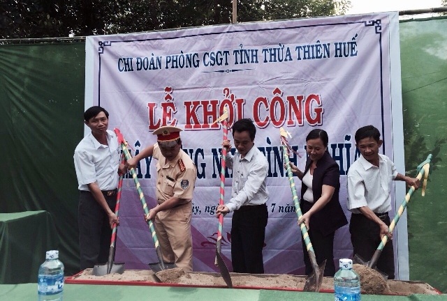 Tấm lòng từ thiện của những đoàn viên mang sắc phục CSGT